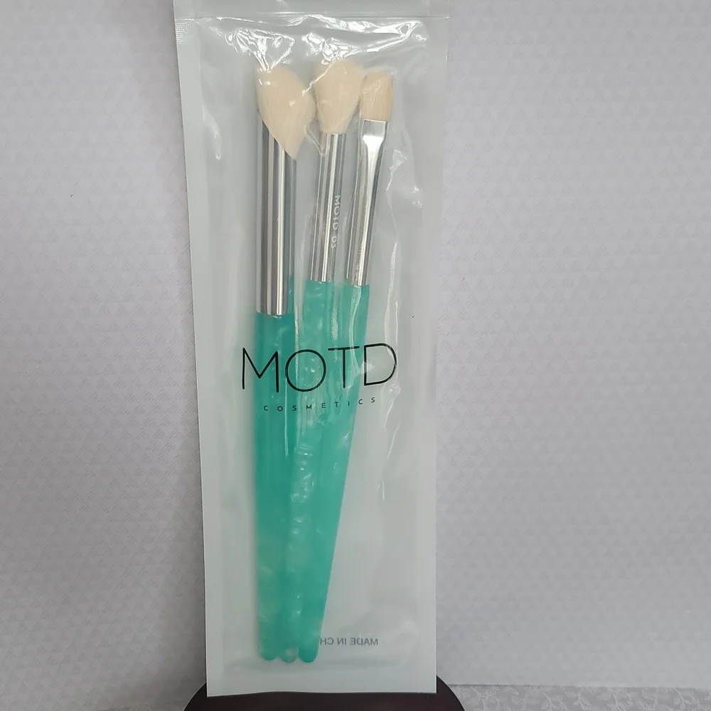 MOTD COSMETICS Seas the Day Makeup Brush Set